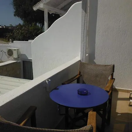 Kapetan Giannis 3* آداماس