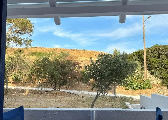 Kapetan Giannis Adamantas (Milos)