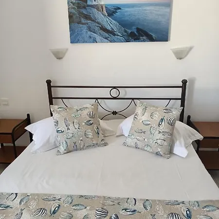 Kapetan Giannis Guest house 2*
