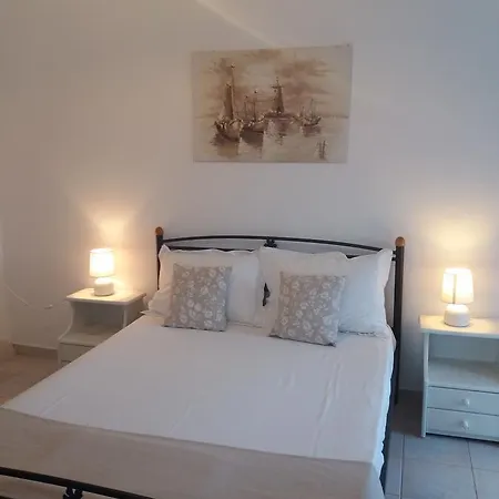 Kapetan Giannis Guest house