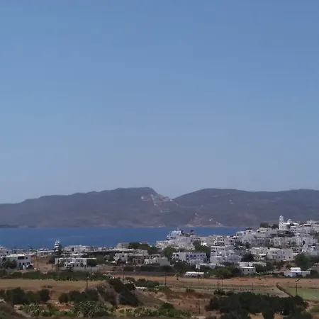 Kapetan Giannis 3* Adamantas (Milos)