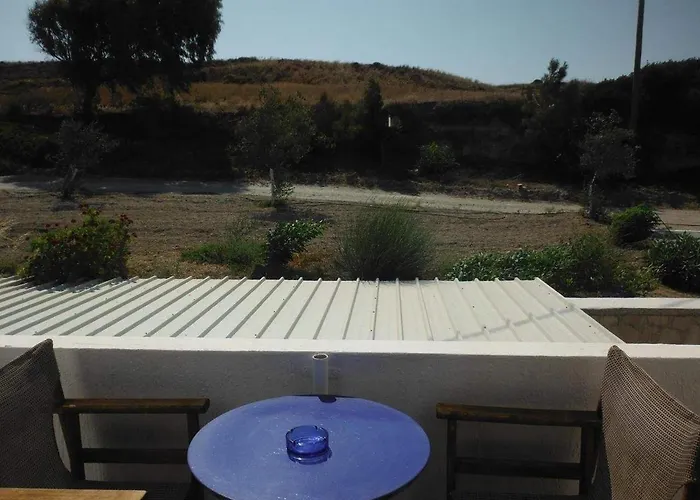 Kapetan Giannis Pensionat Adamantas (Milos)