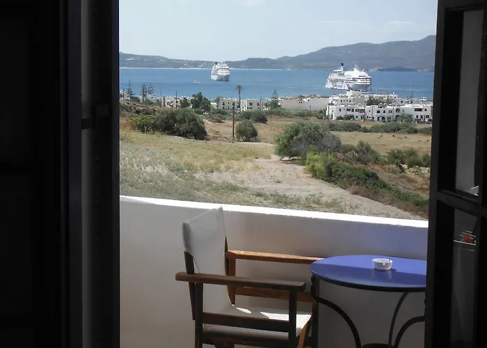 Kapetan Giannis Pensionat Adamantas (Milos)